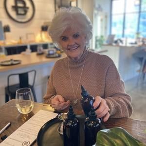 Meet your Posher, Sandy